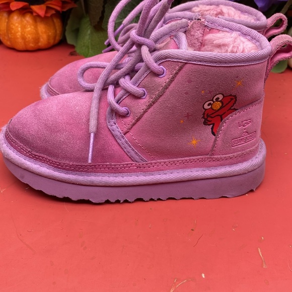 Ugg Boots SZ 7 11 T - Picture 4 of 7